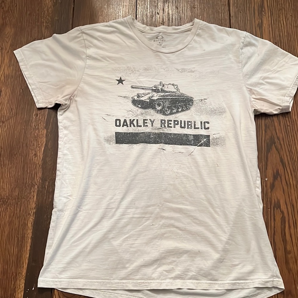 Oakey T-Shirt